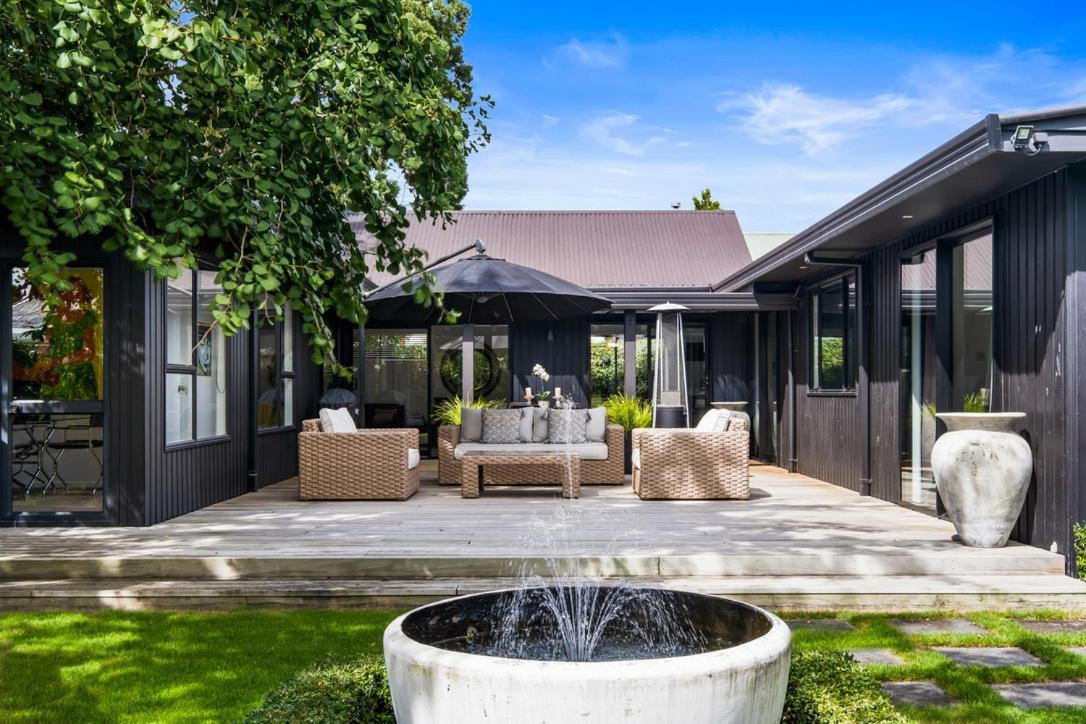 Black Luxury Lodge Blenheim Extérieur photo